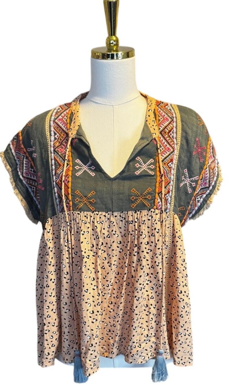 THML Leopard Embroidered Boho Tassel Babydoll Tunic Top Kimono Sleeve Small